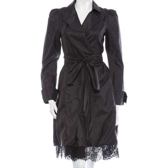 Diane von Furstenberg Dresses & Skirts - DVF Silk taffeta wrap dress w/lace at trim